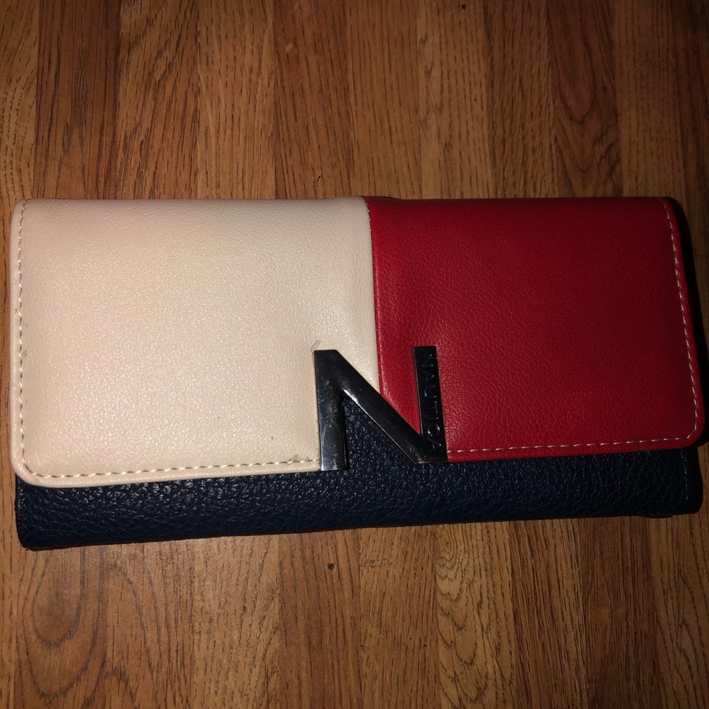 NAUTICA  WALLET